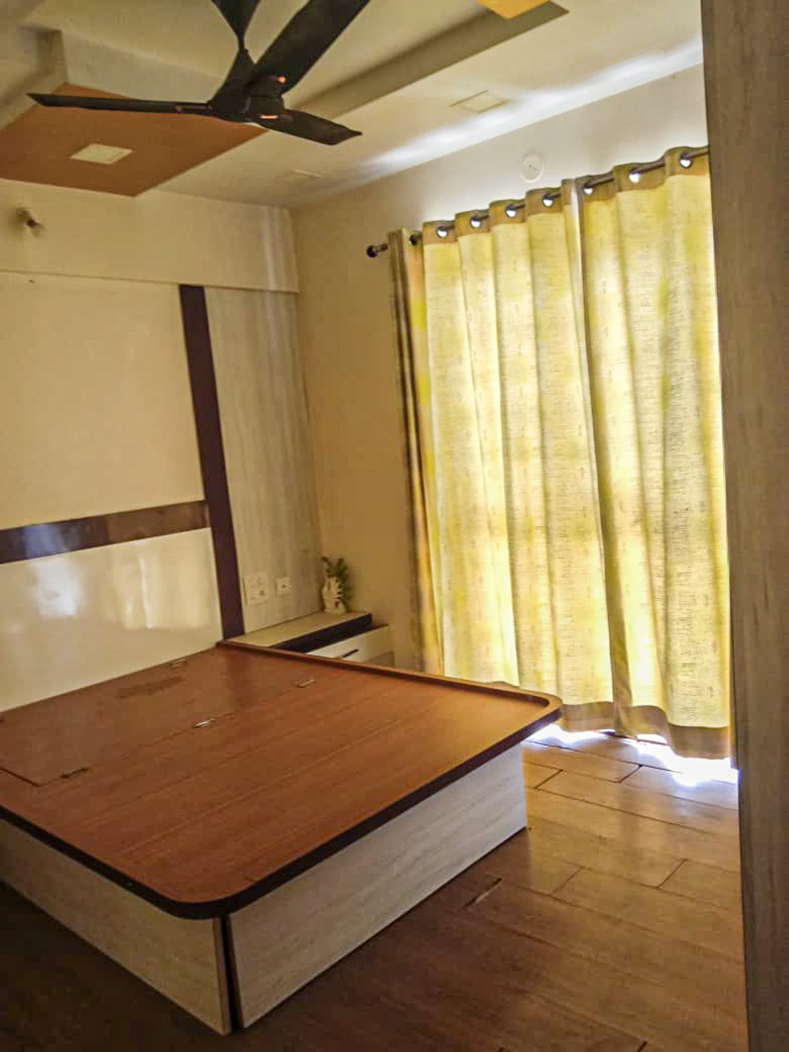 Property Photos 9