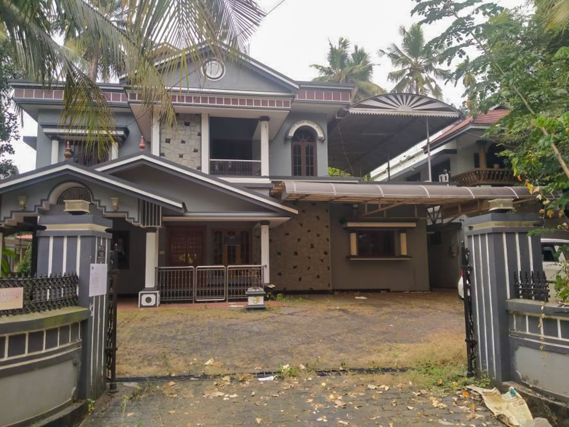 Property Photos 1