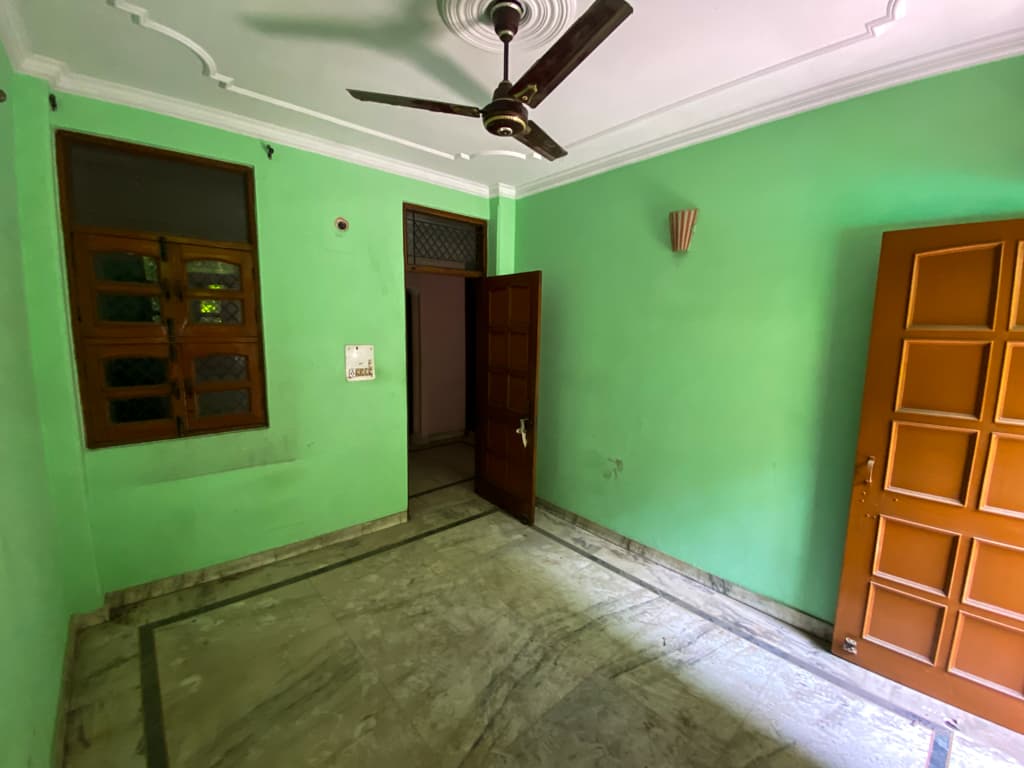 Property Photos 25