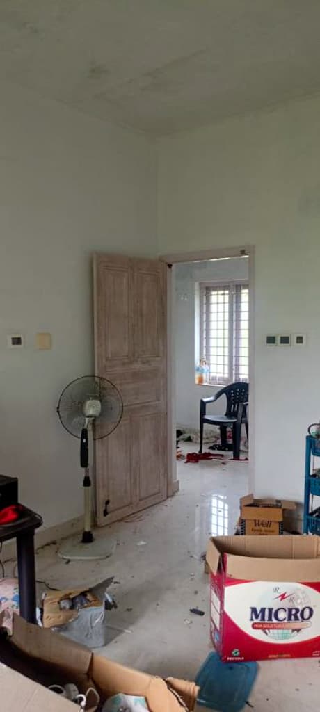 Property Photos 16