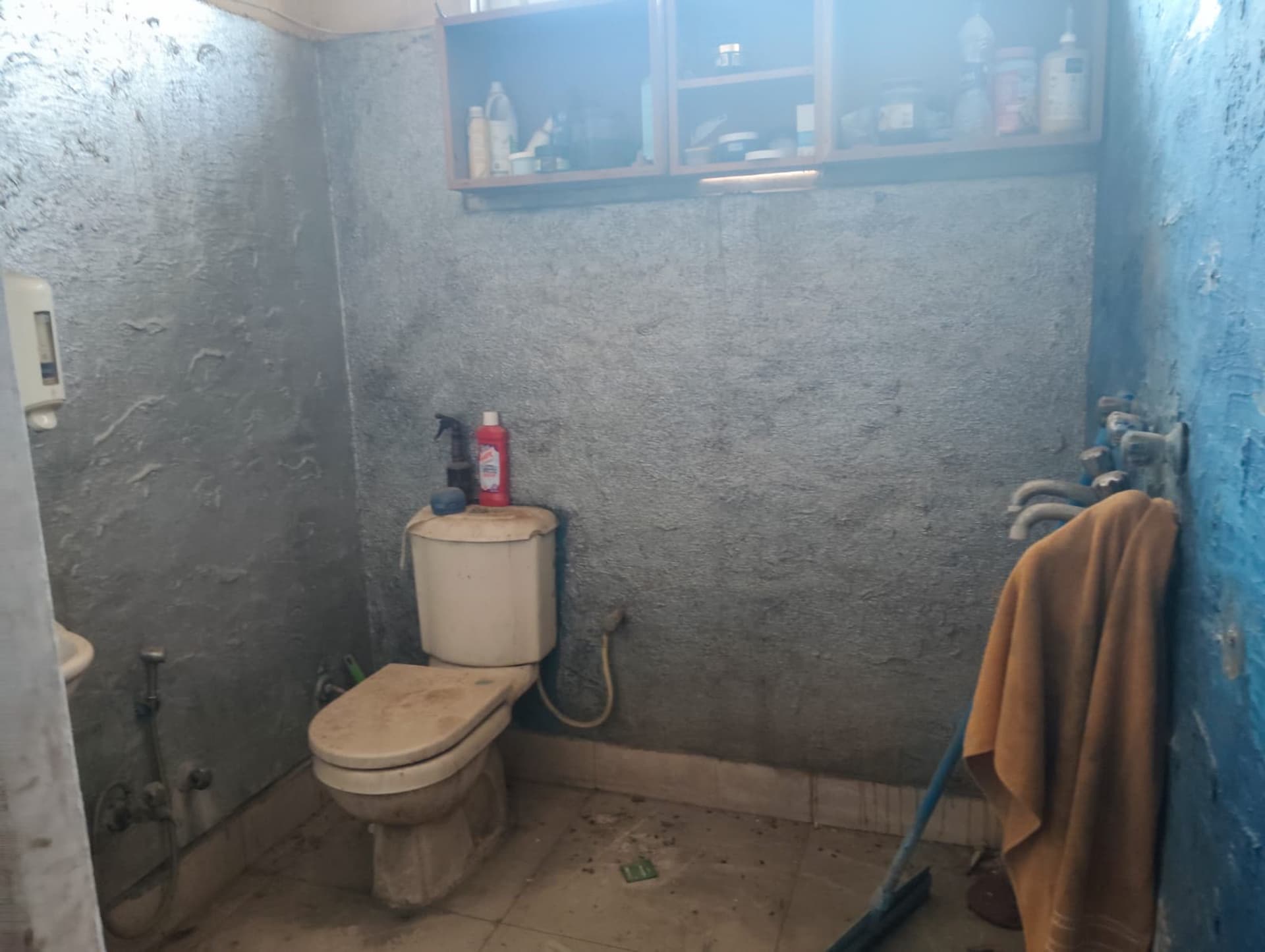 Property Photos 6