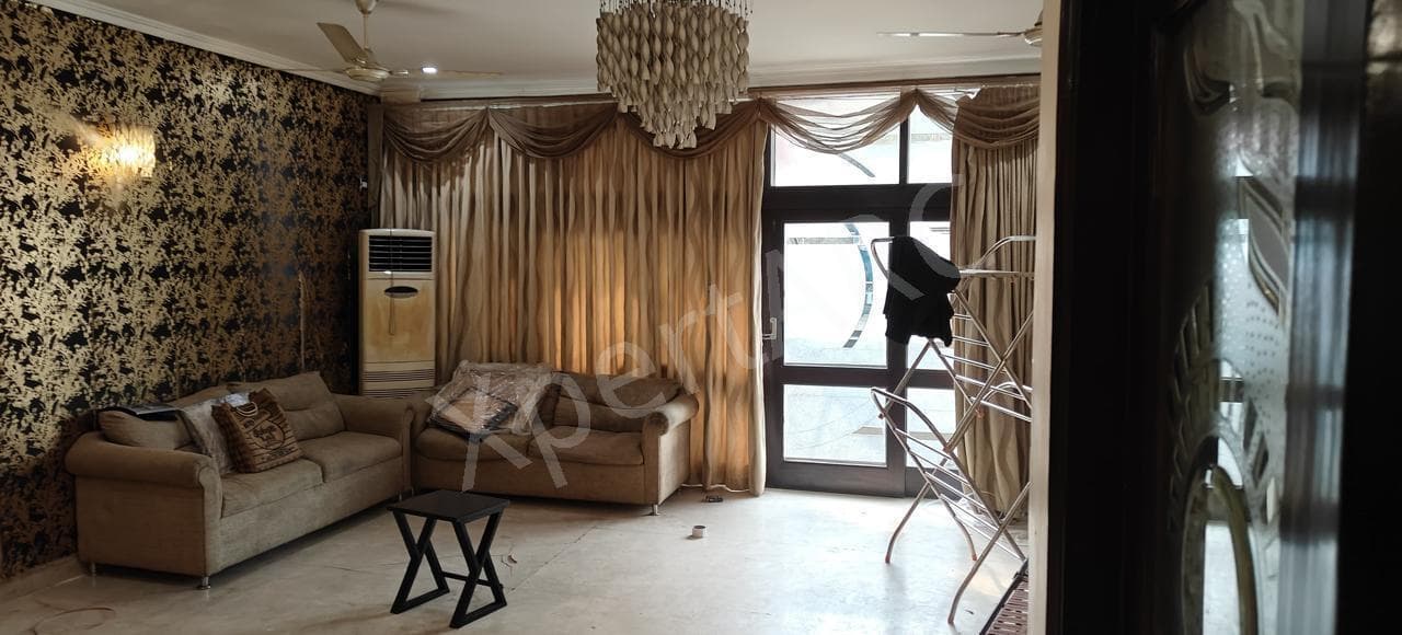Property Photos 12