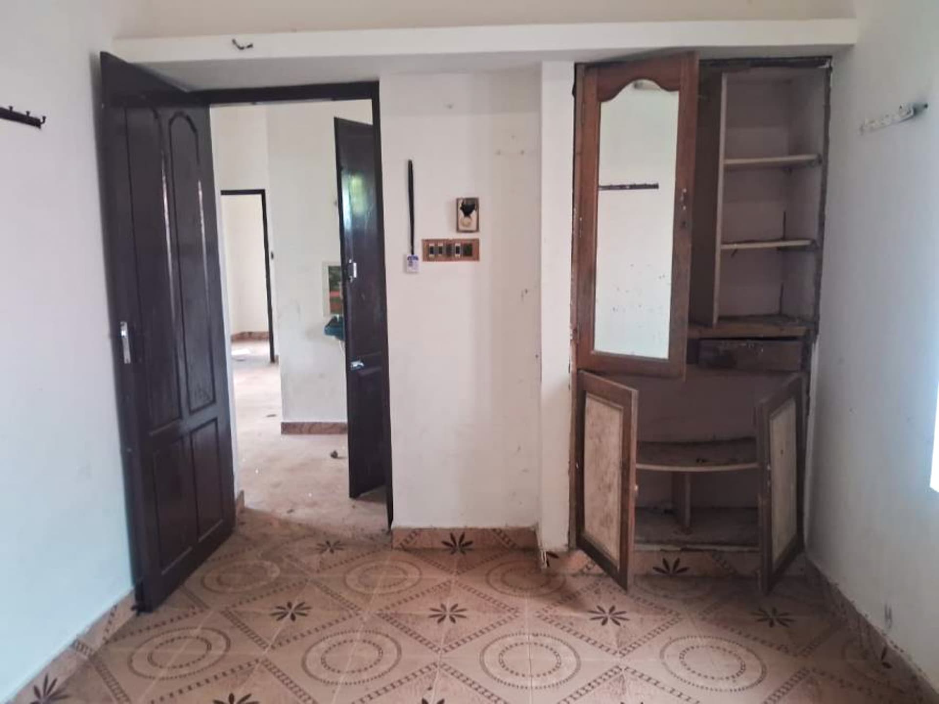 Property Photos 11