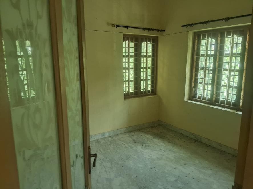 Property Photos 16