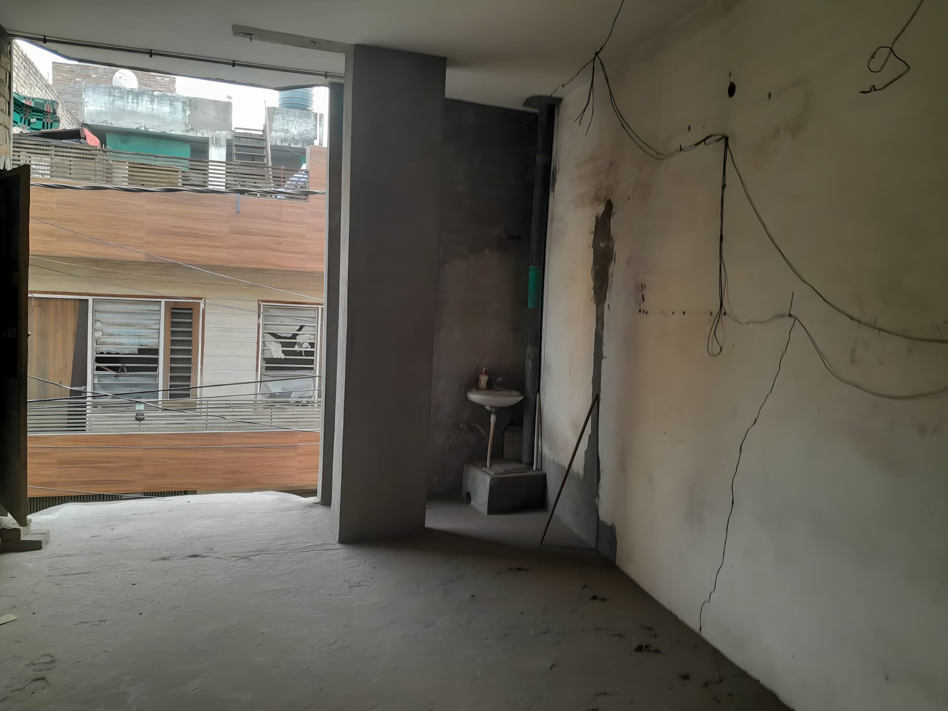 Property Photos 25