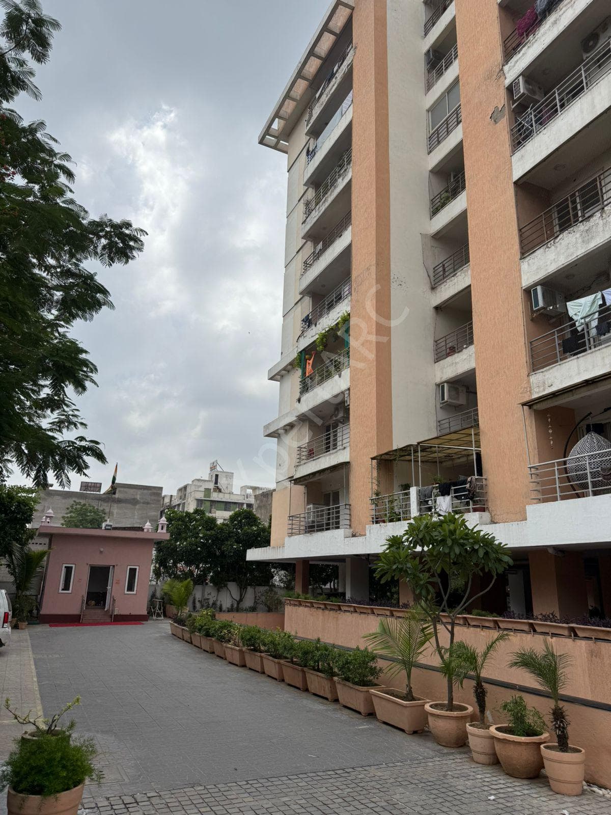 Property Photos 11