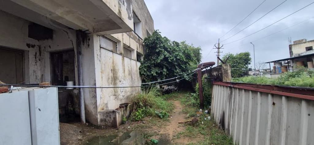 Property Photos 17