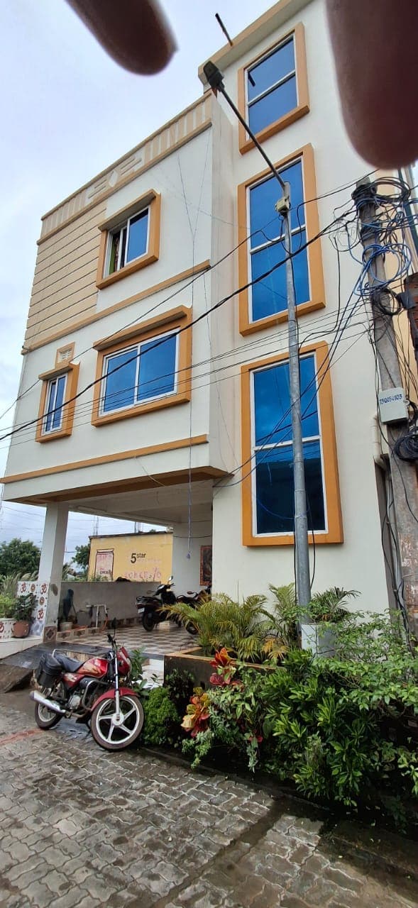 Property Photos 1