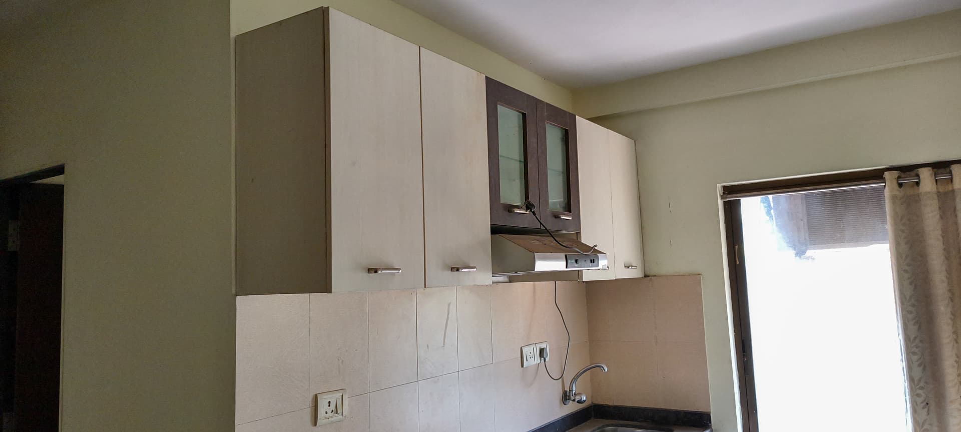 Property Photos 12