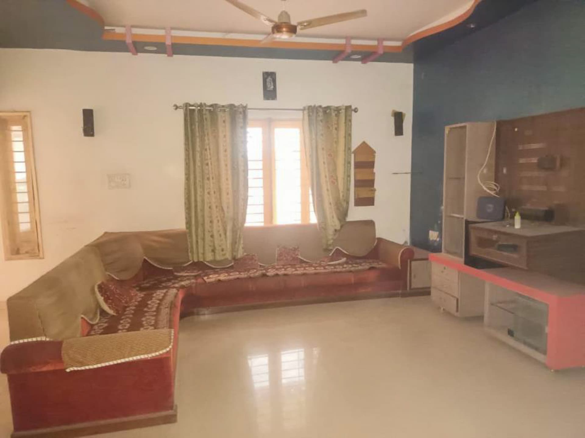 Property Photos 25