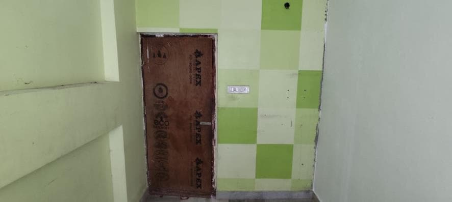 Property Photos 9