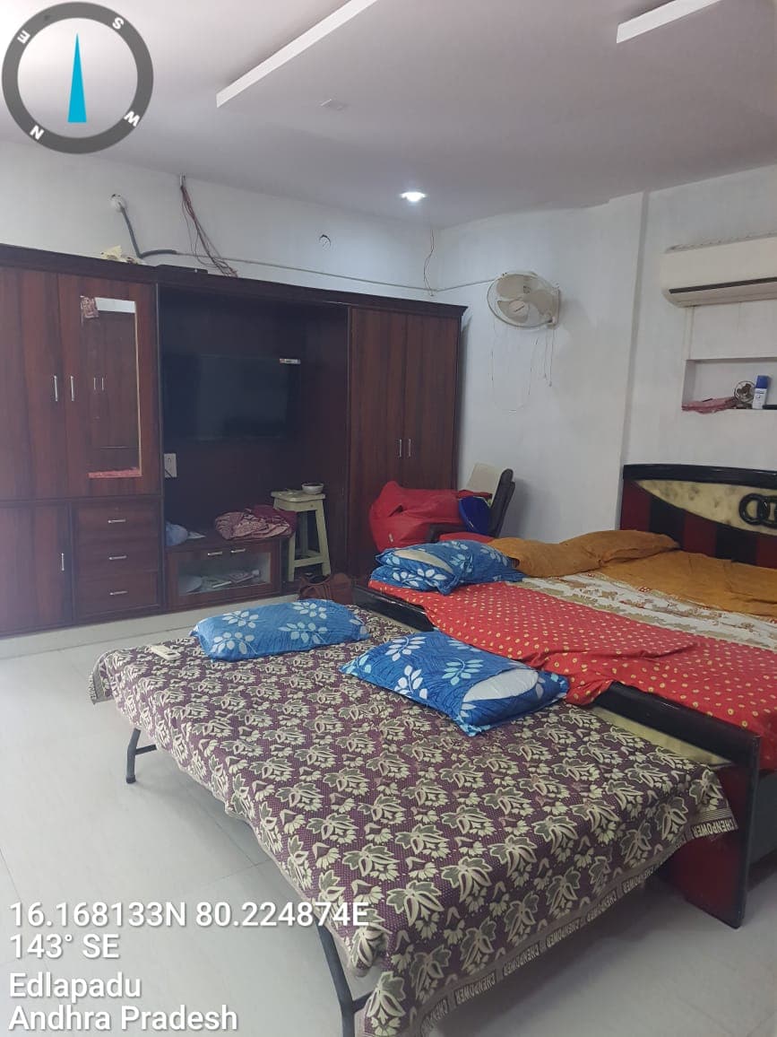 Property Photos 5