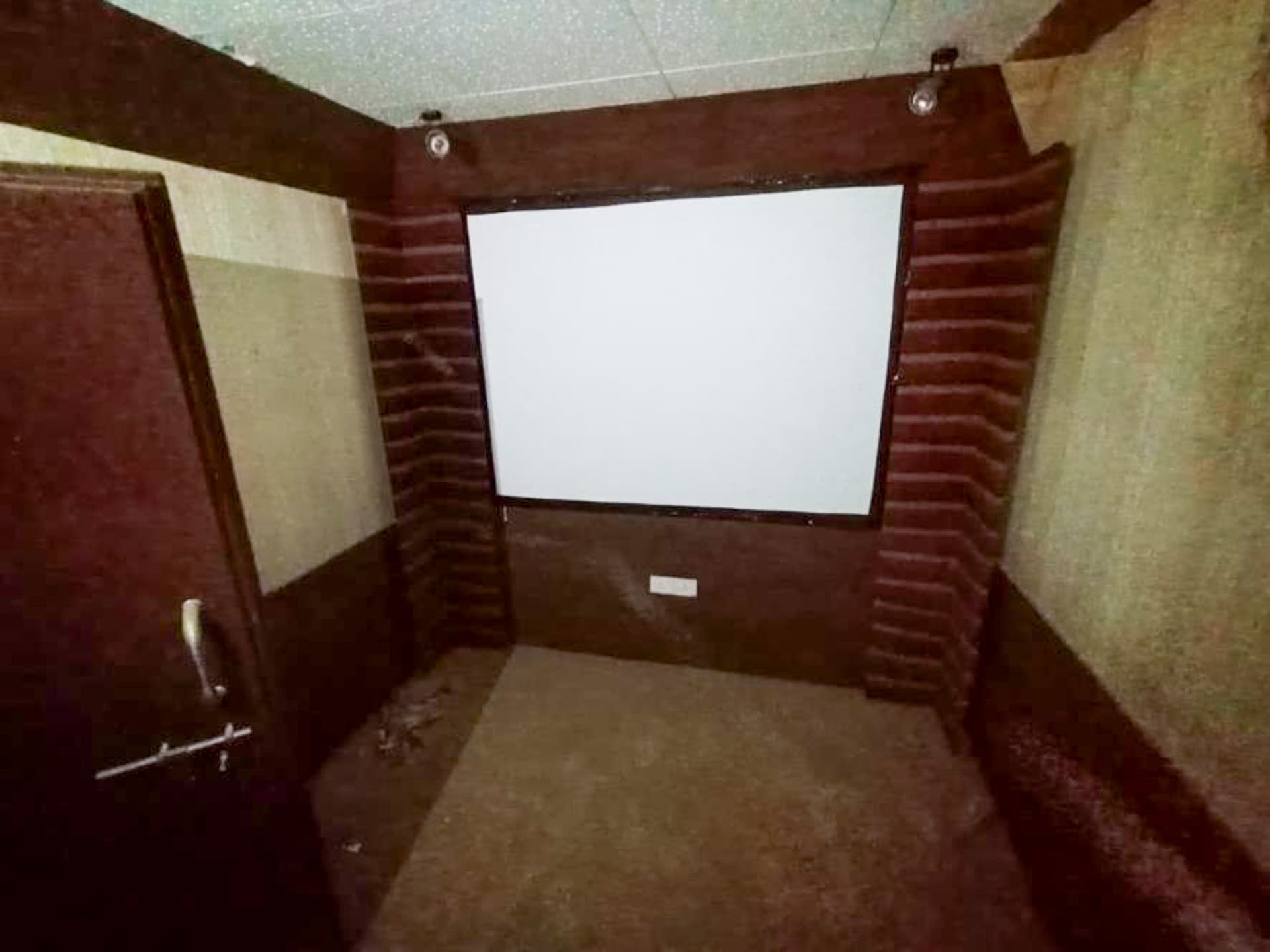 Property Photos 9