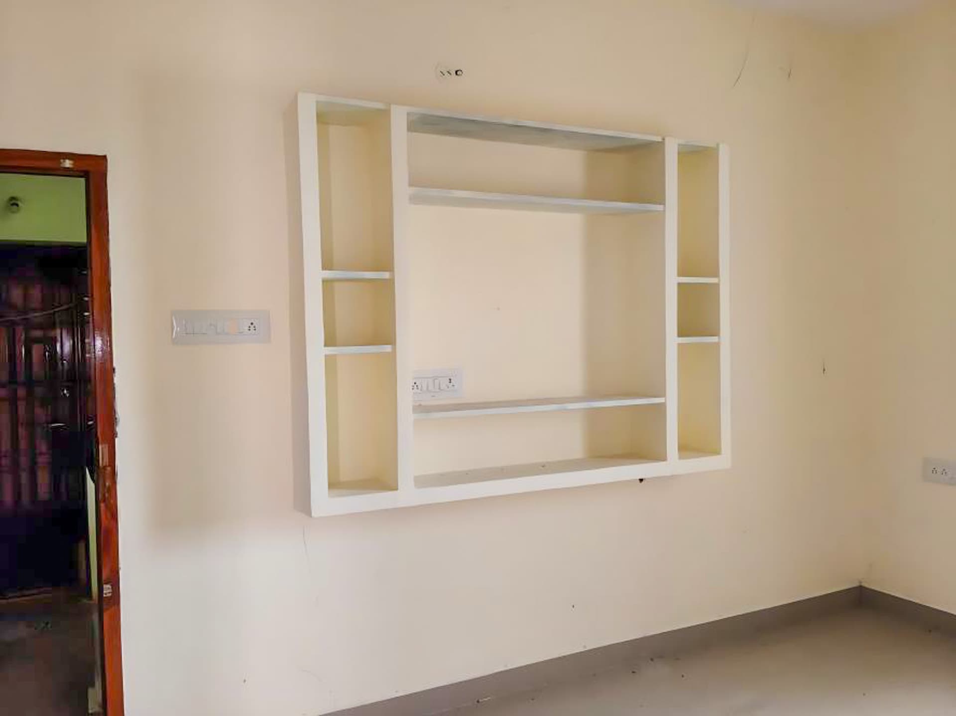 Property Photos 9