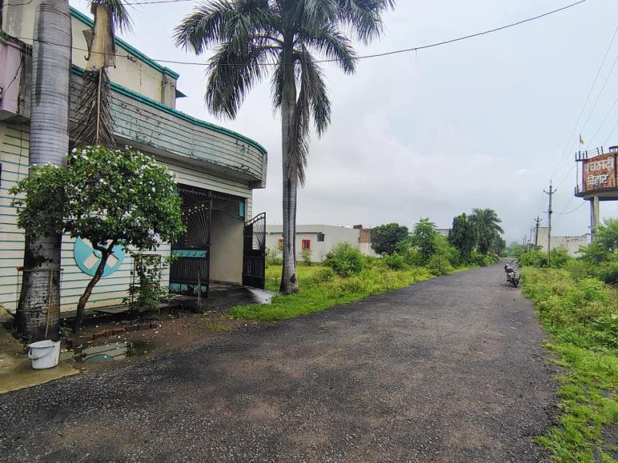 Property Photos 6