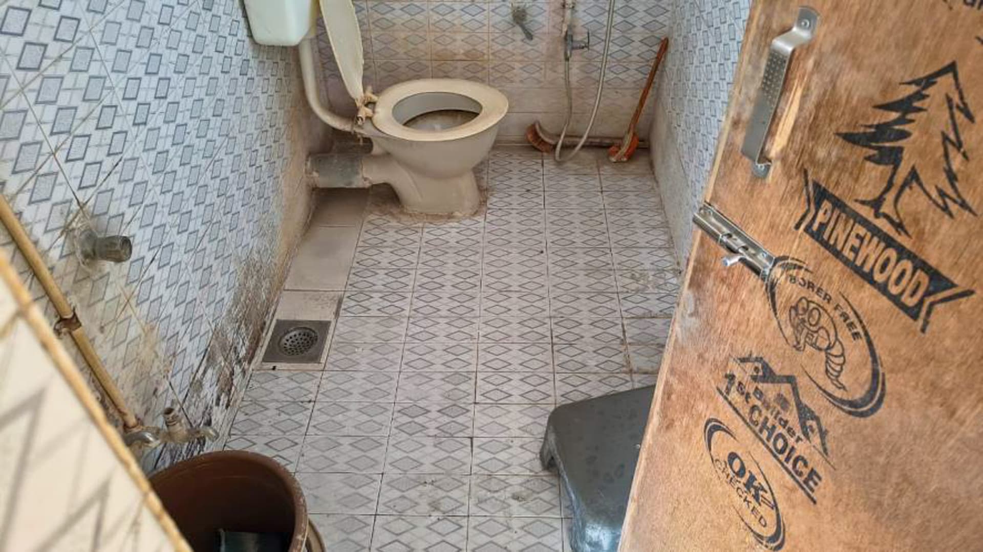 Property Photos 6