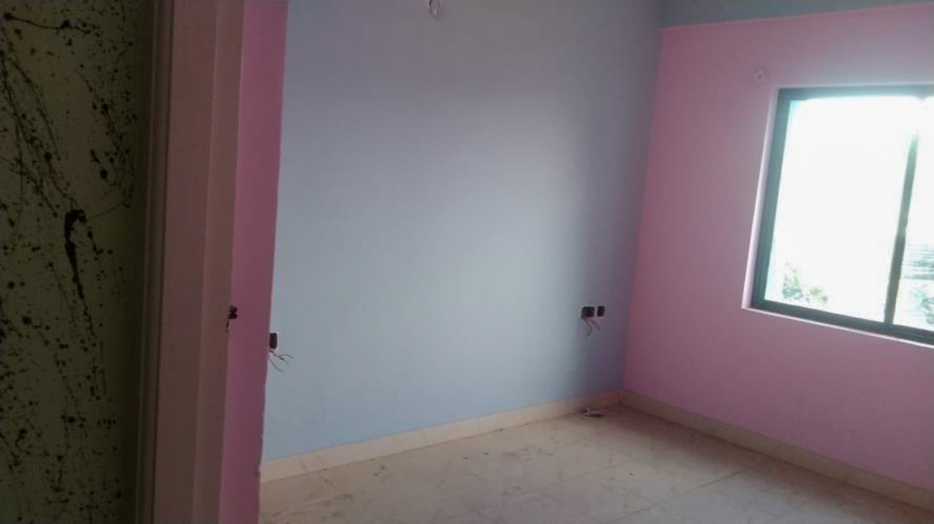 Property Photos 28