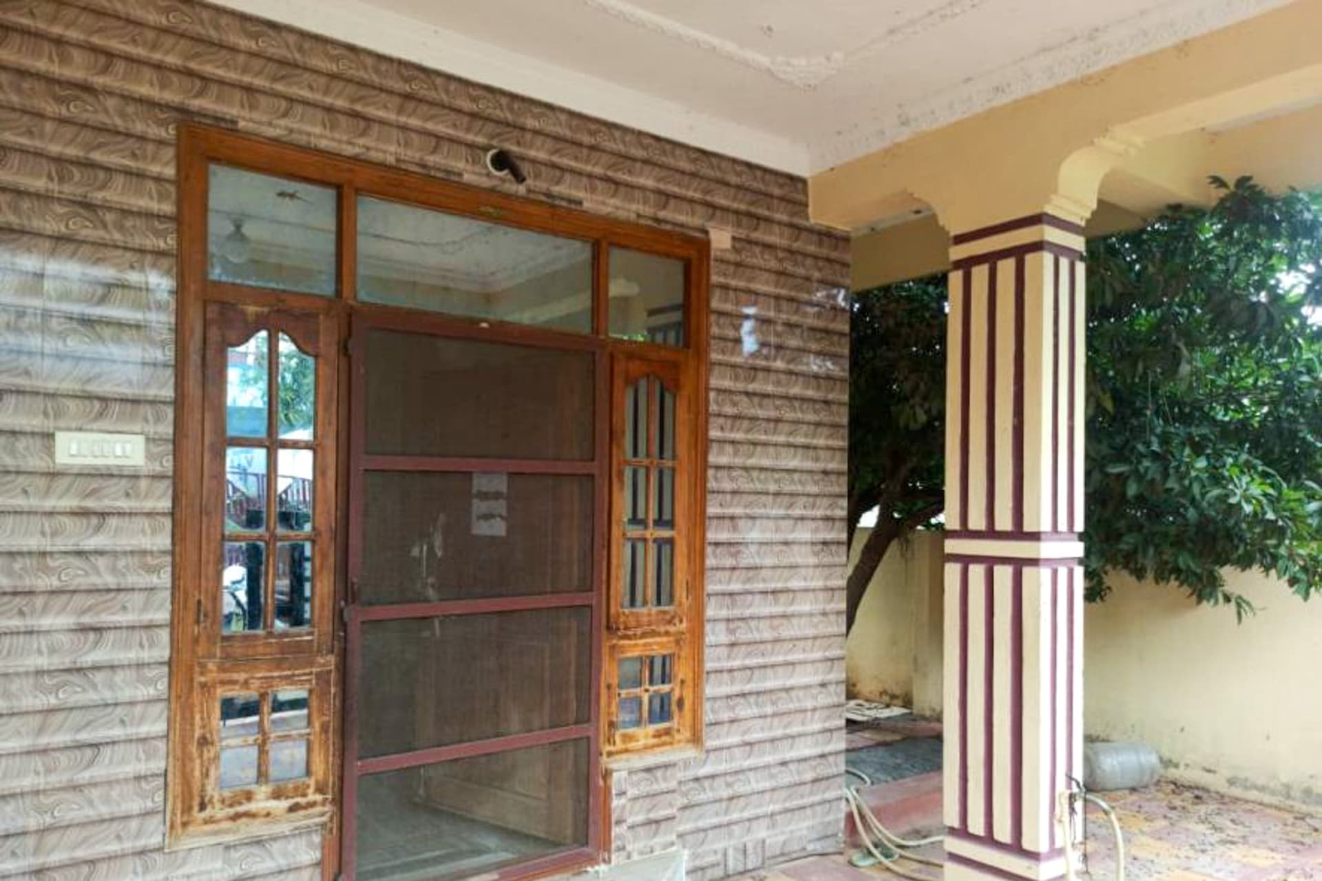 Property Photos 18