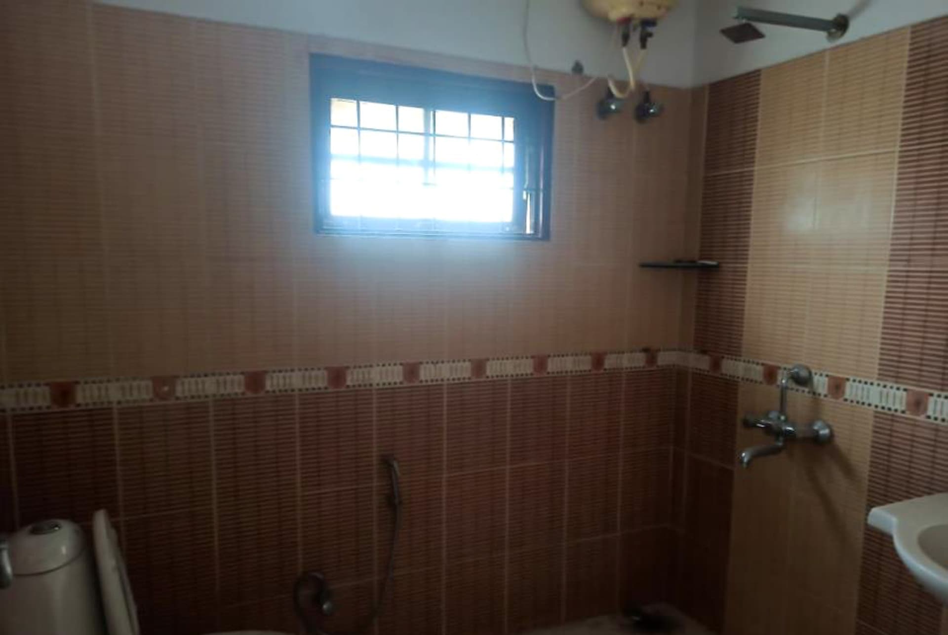 Property Photos 15
