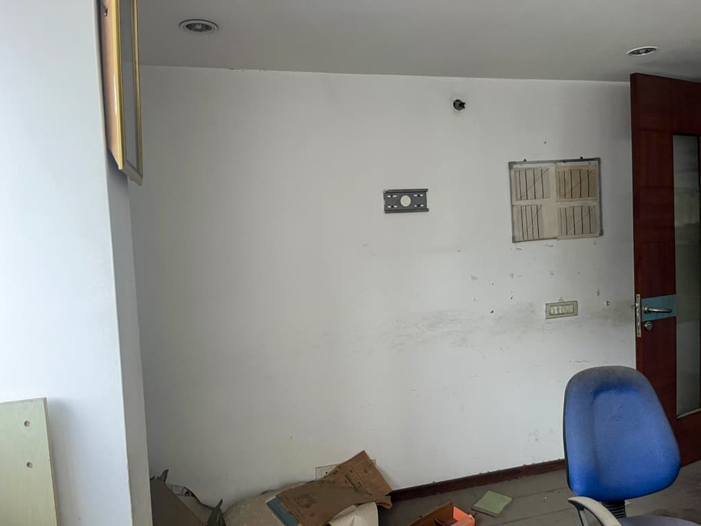 Property Photos 25