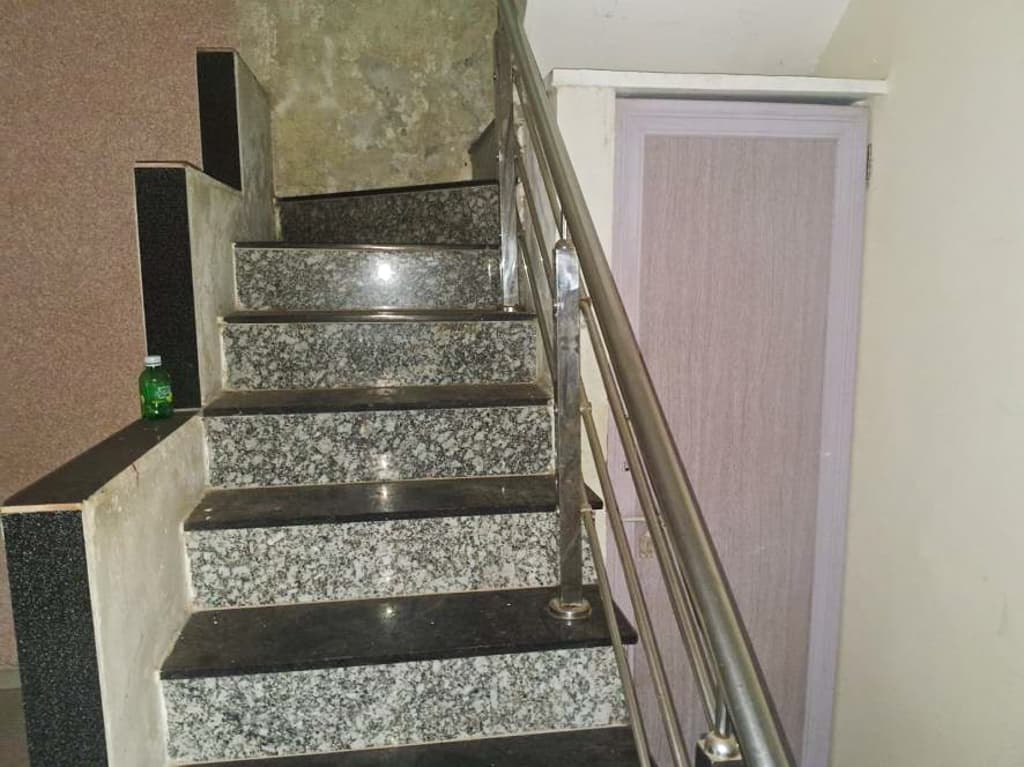 Property Photos 12