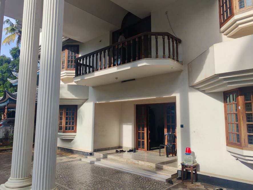 Property Photos 8