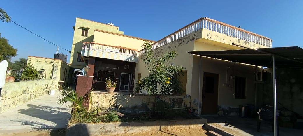 Property Photos 1