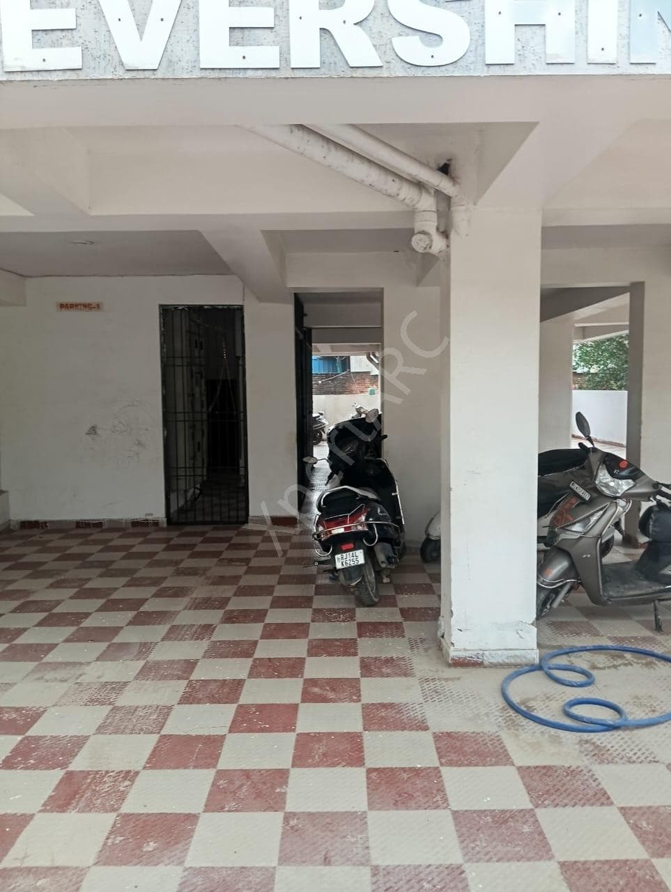 Property Photos 6