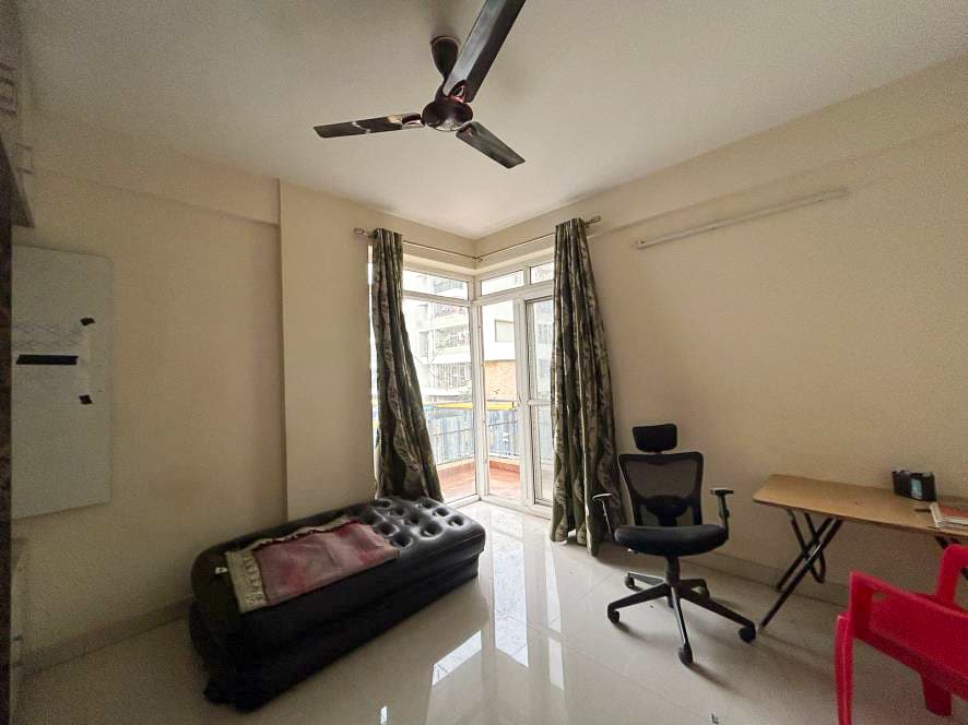Property Photos 12