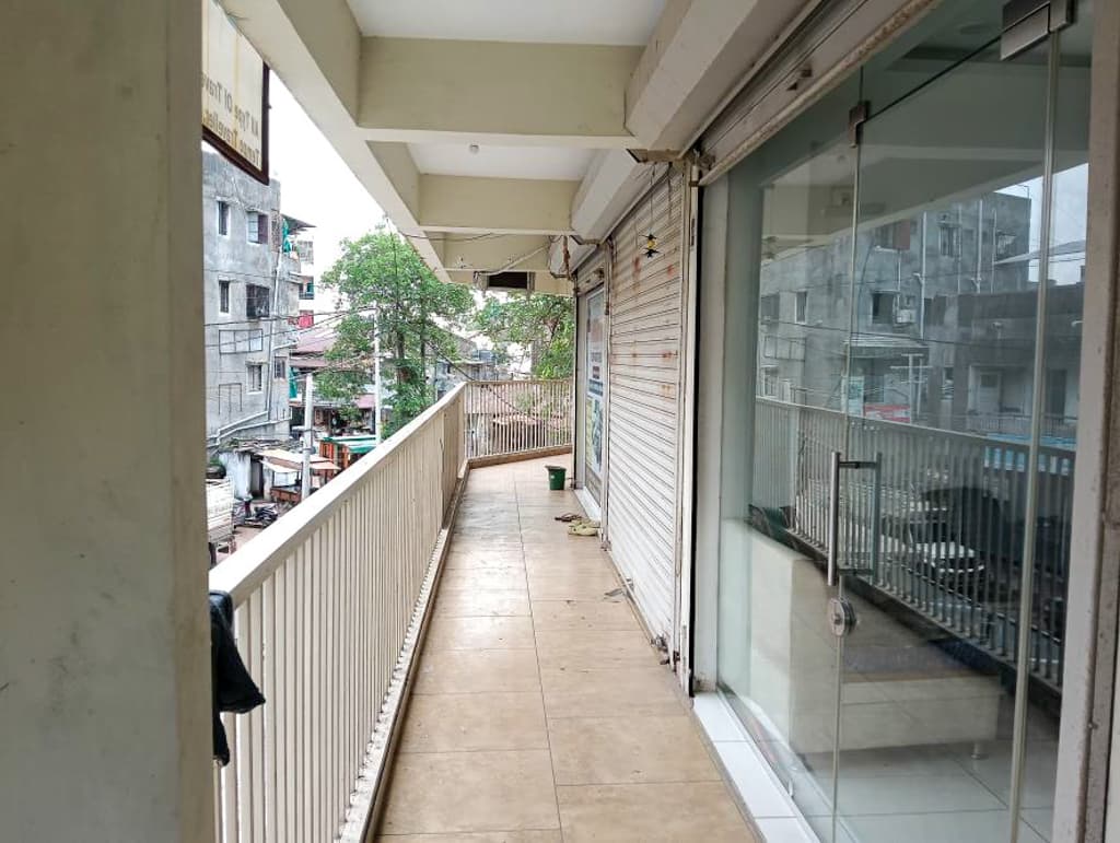 Property Photos 18