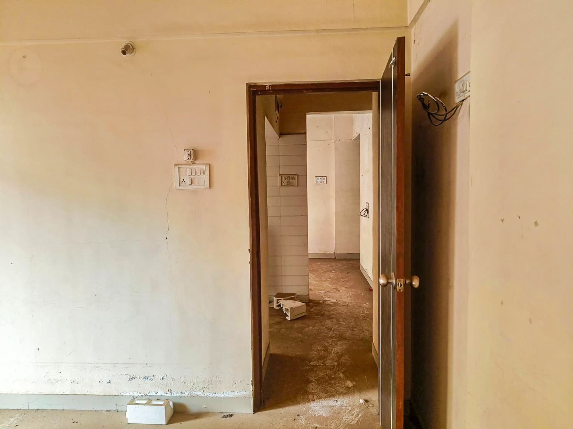 Property Photos 8