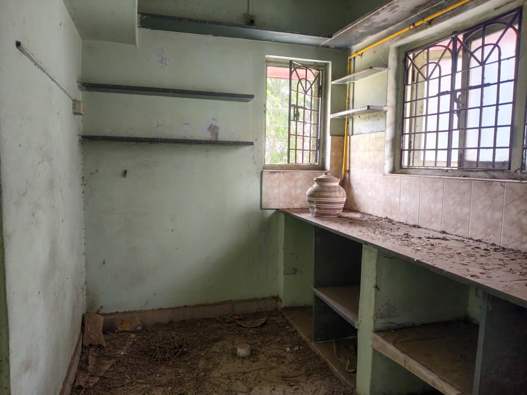 Property Photos 5