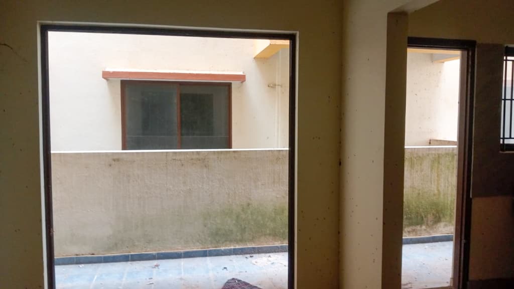 Property Photos 9