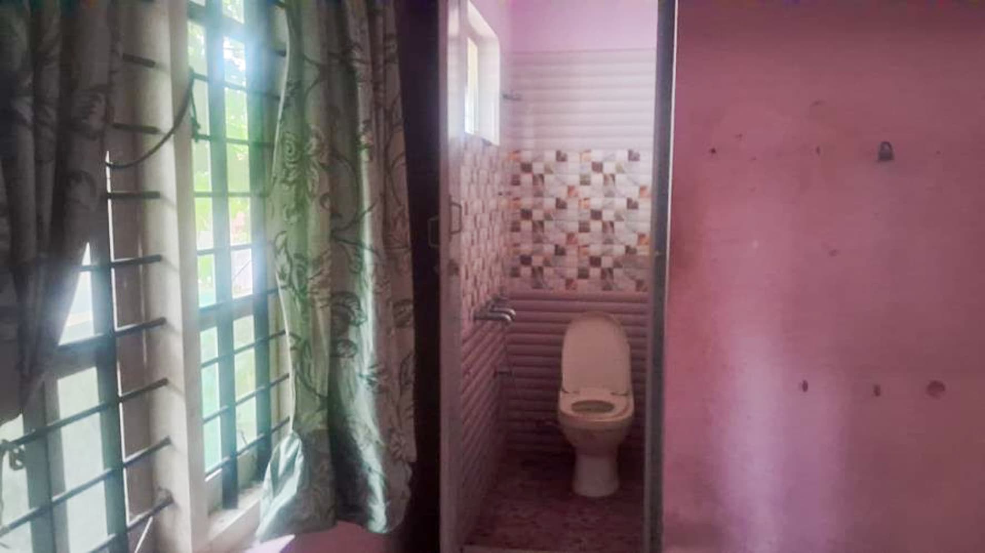 Property Photos 22
