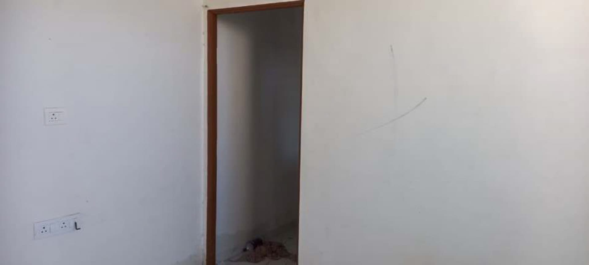 Property Photos 9