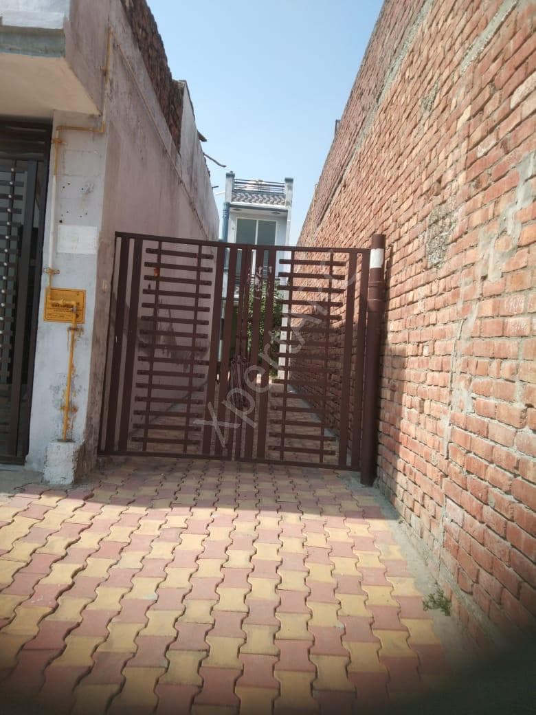 Property Photos 3