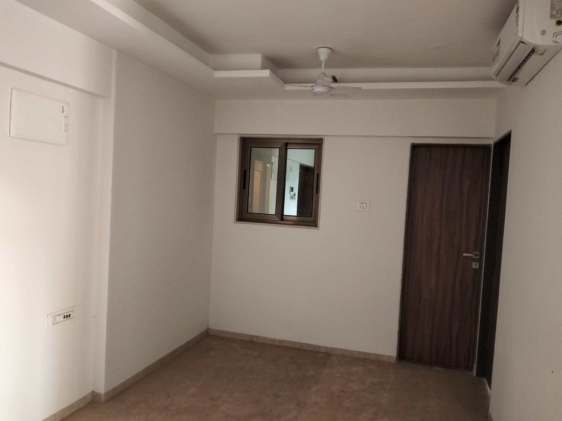 Property Photos 8