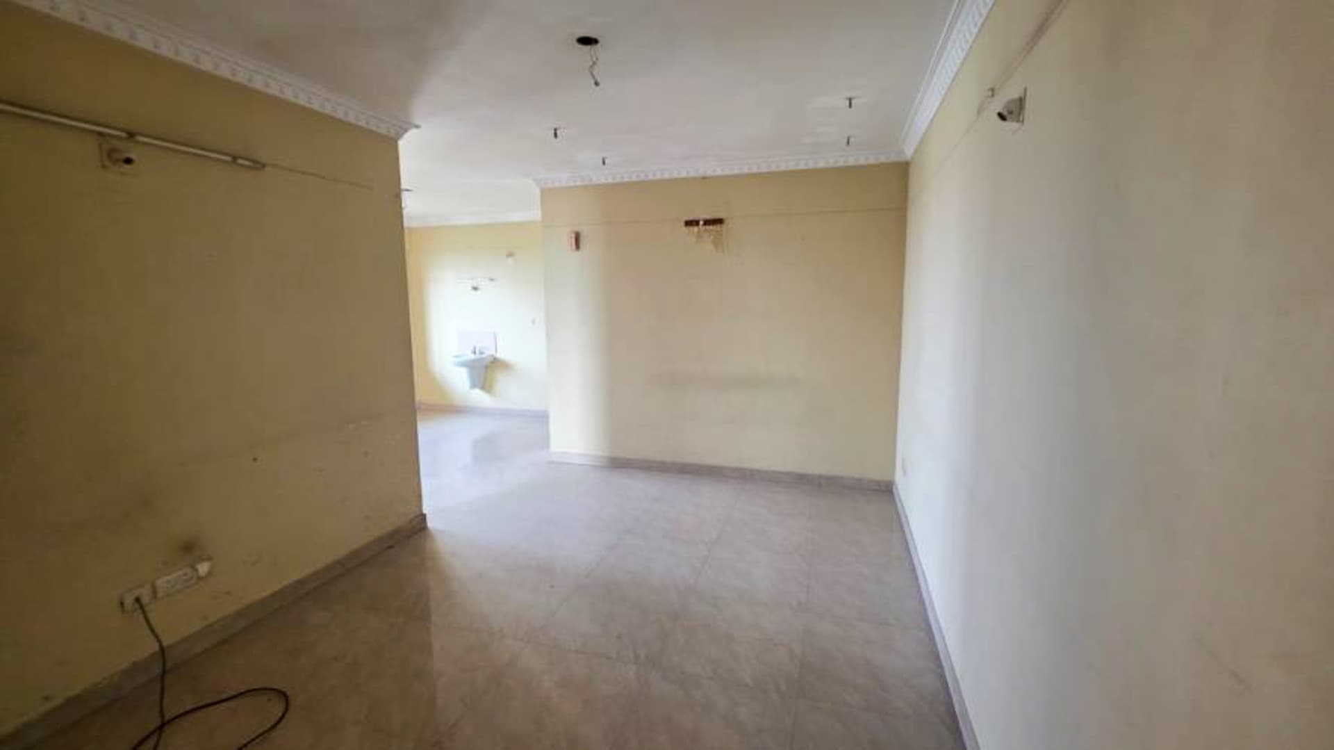 Property Photos 16