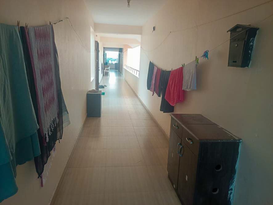 Property Photos 7