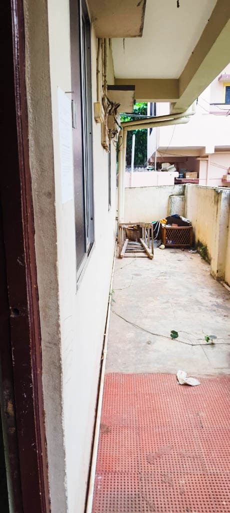 Property Photos 8