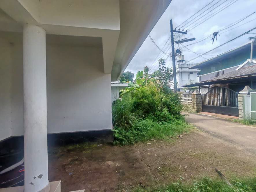 Property Photos 25