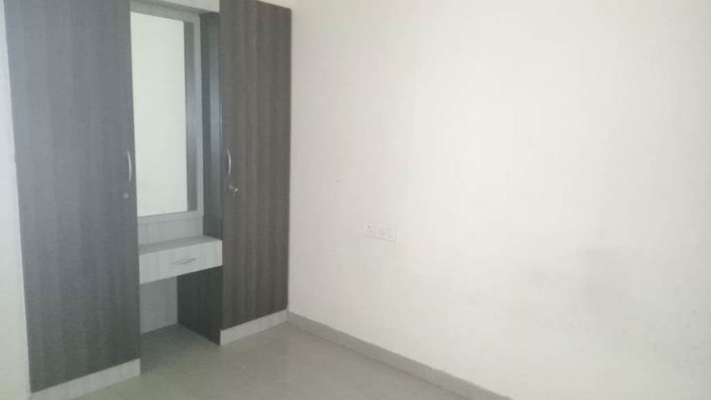 Property Photos 8
