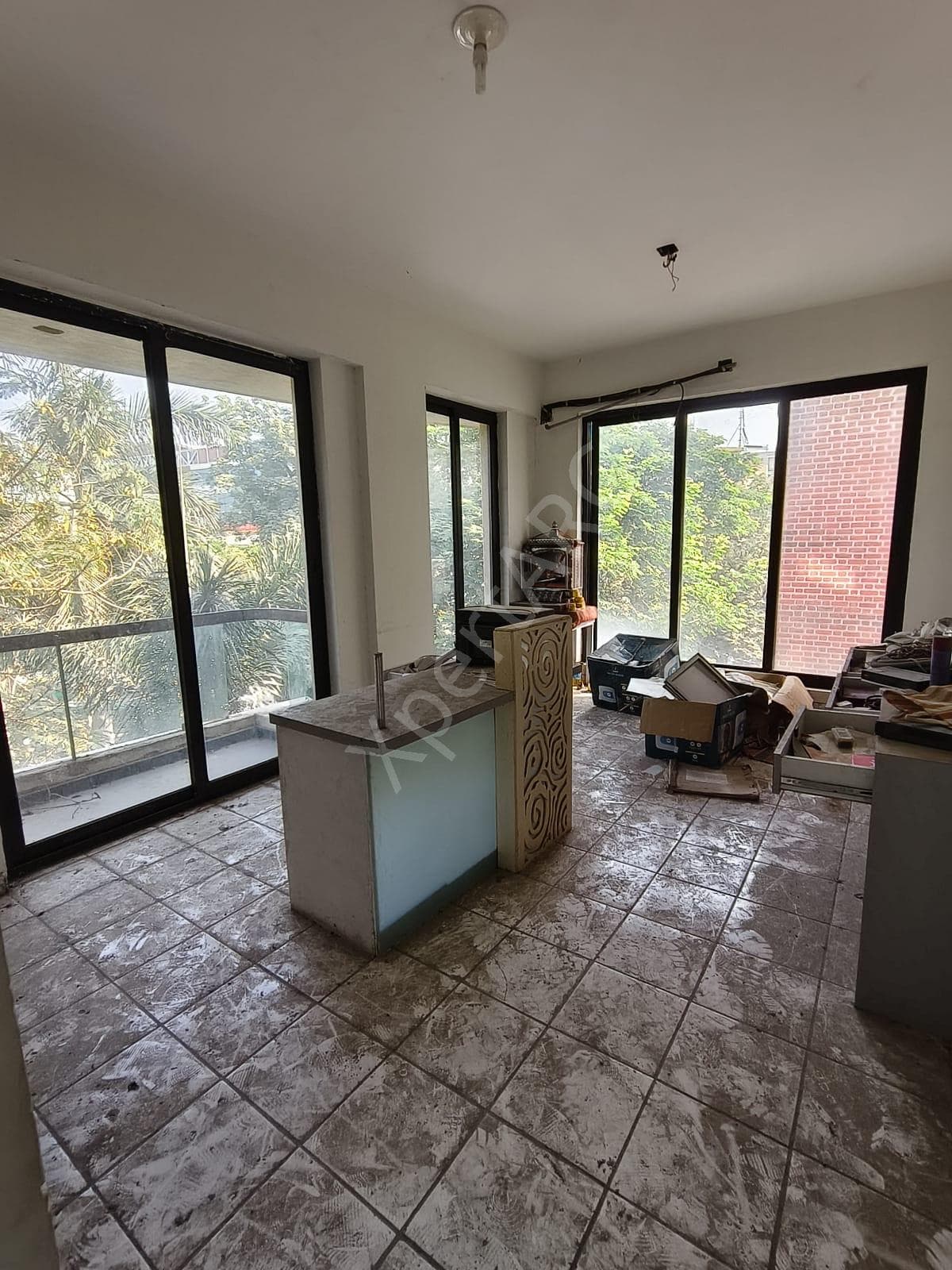 Property Photos 17