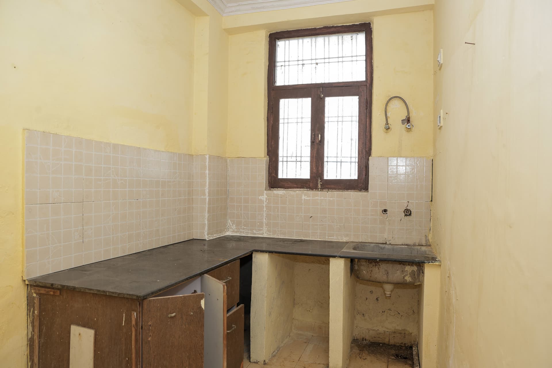 Property Photos 28