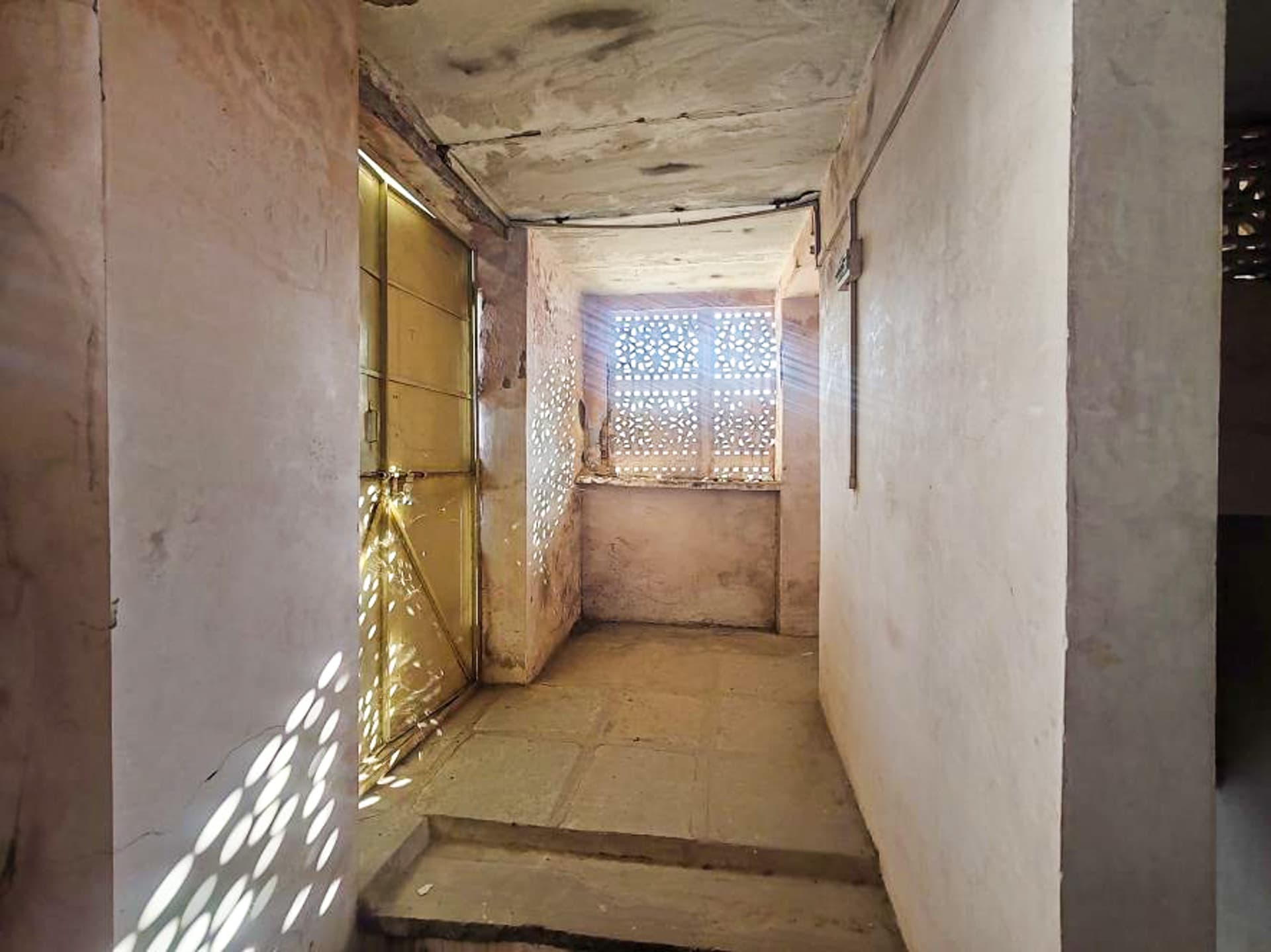 Property Photos 23