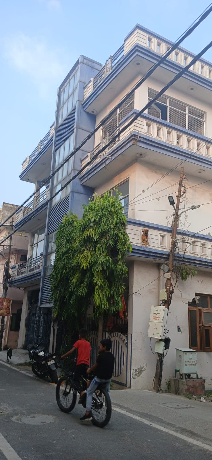 Property Photos 1