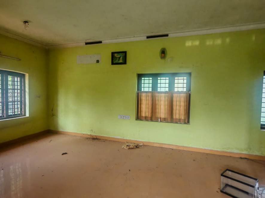 Property Photos 26