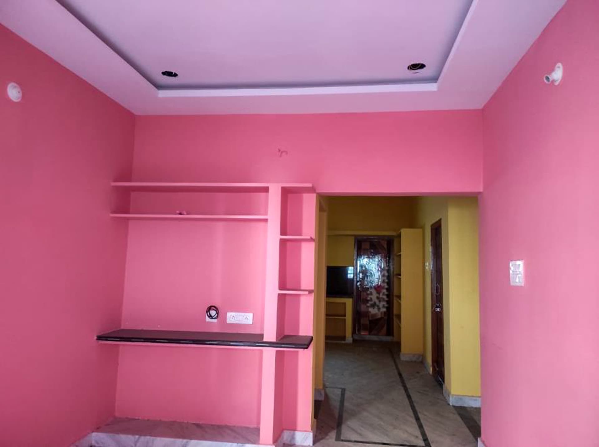 Property Photos 25