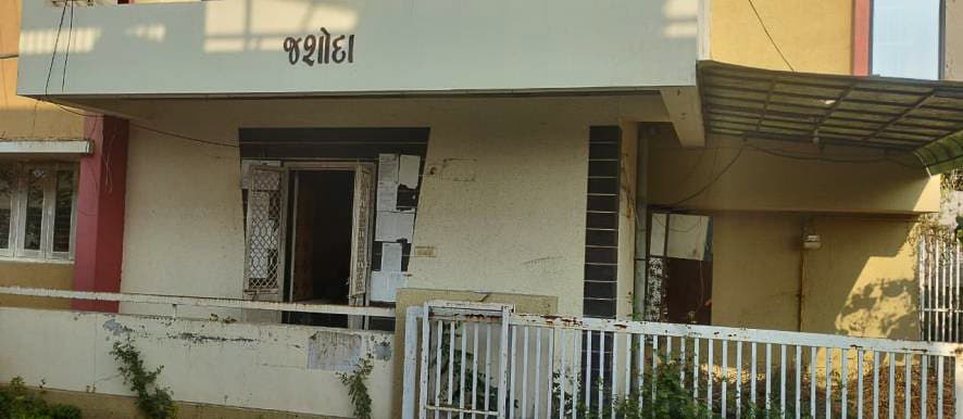 Property Photos 26