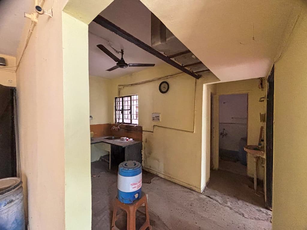 Property Photos 9